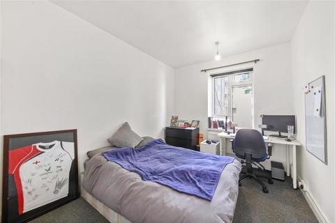 4 bedroom apartment to rent, Crowndale Road, Camden Town