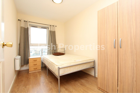2 bedroom flat to rent, Westferry Road, London E14