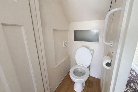 3 bedroom semi-detached house for sale, Oakleigh Terrace, Clayton, Bradford