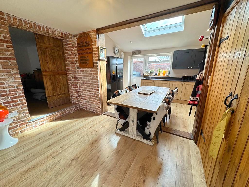 Dining Kitchen to Lounge