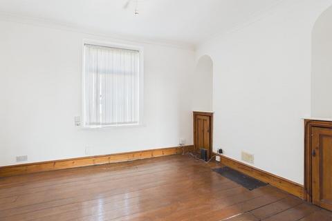 3 bedroom end of terrace house for sale, St. Johns Terrace, Neath SA10