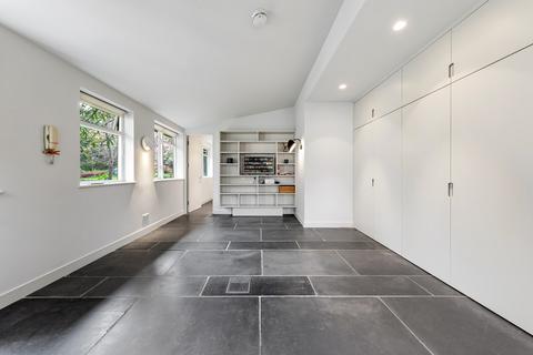 undefined, 5 Highbury Grove