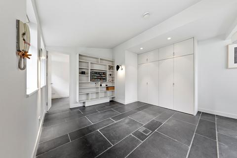 undefined, 5 Highbury Grove