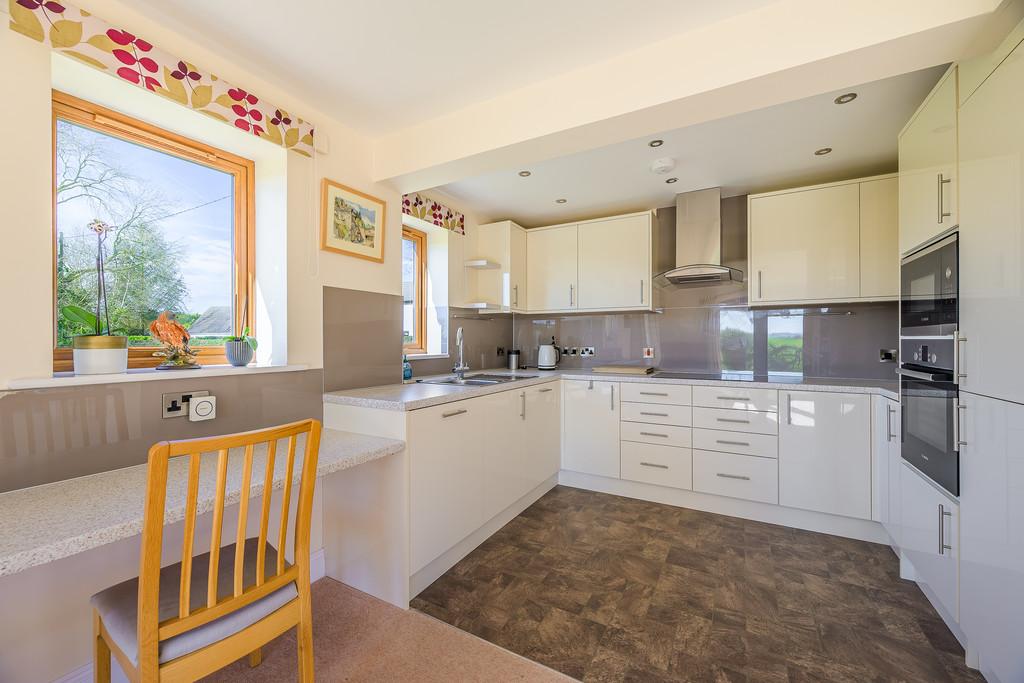 Bungalow - Kitchen