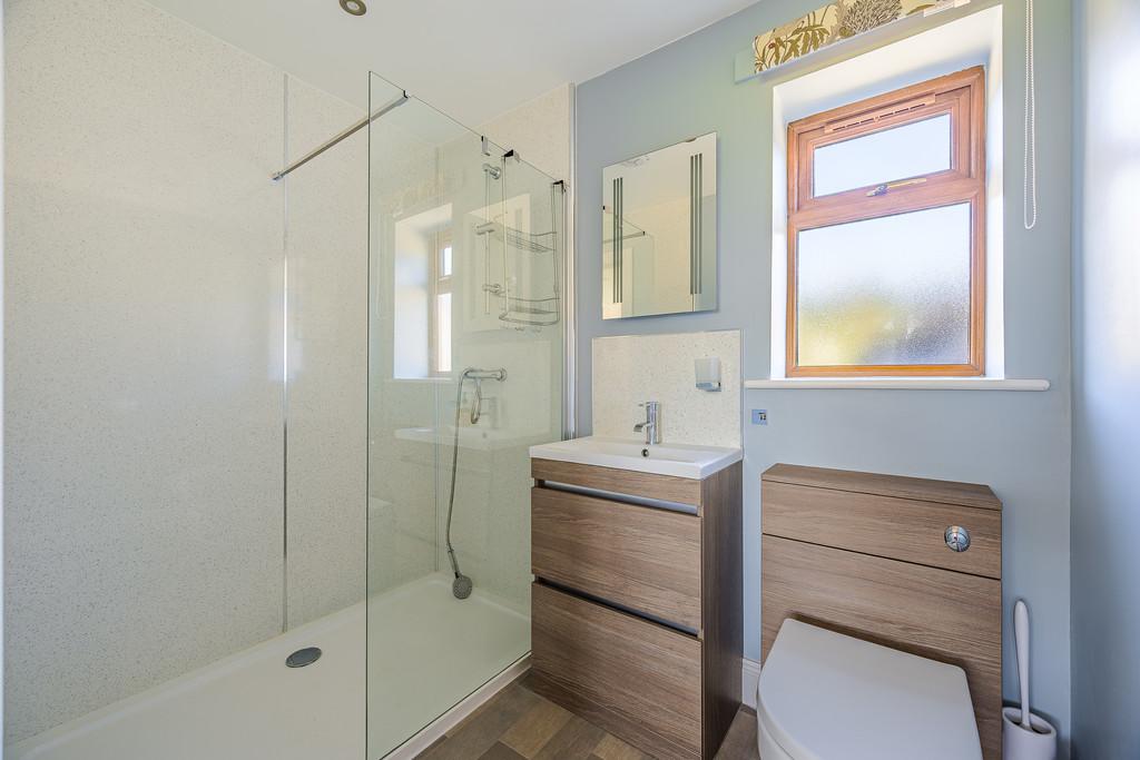 Bungalow - Shower Room