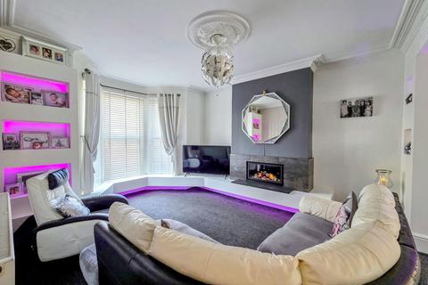 5 bedroom semi-detached house for sale, Moorland Road, Plymouth PL7