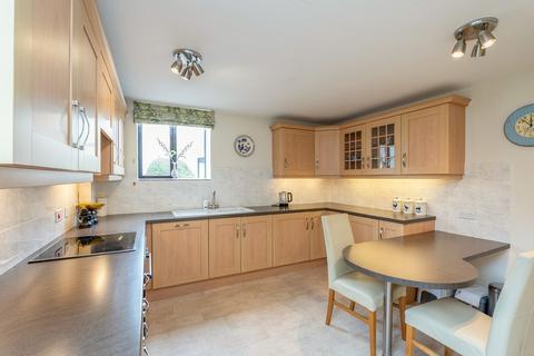 undefined, Sondes Farm, Glebe Road