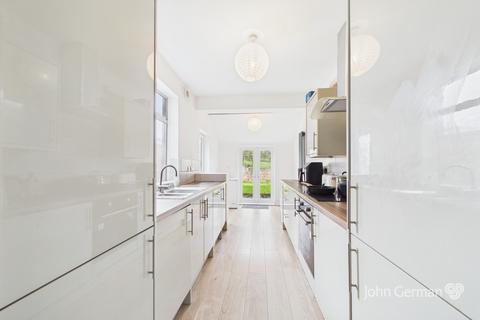 3 bedroom semi-detached house for sale, Northfield, Kilburn