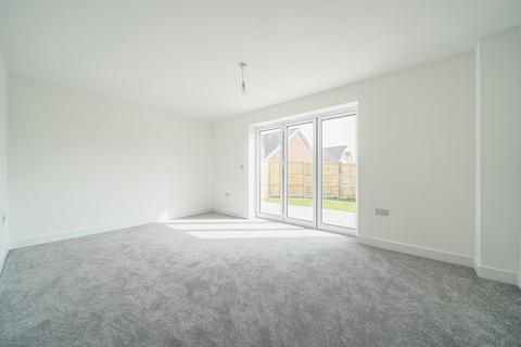 3 bedroom semi-detached house for sale, Hole Lane, Bentley