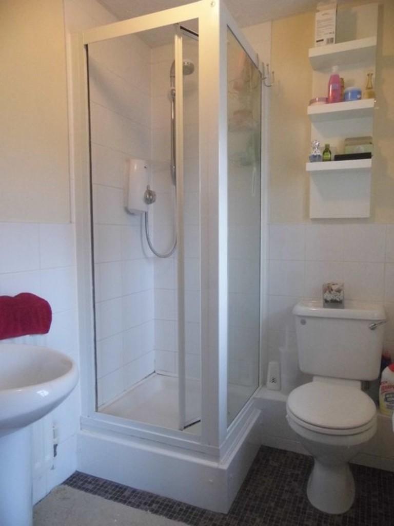 WC bathroom 2