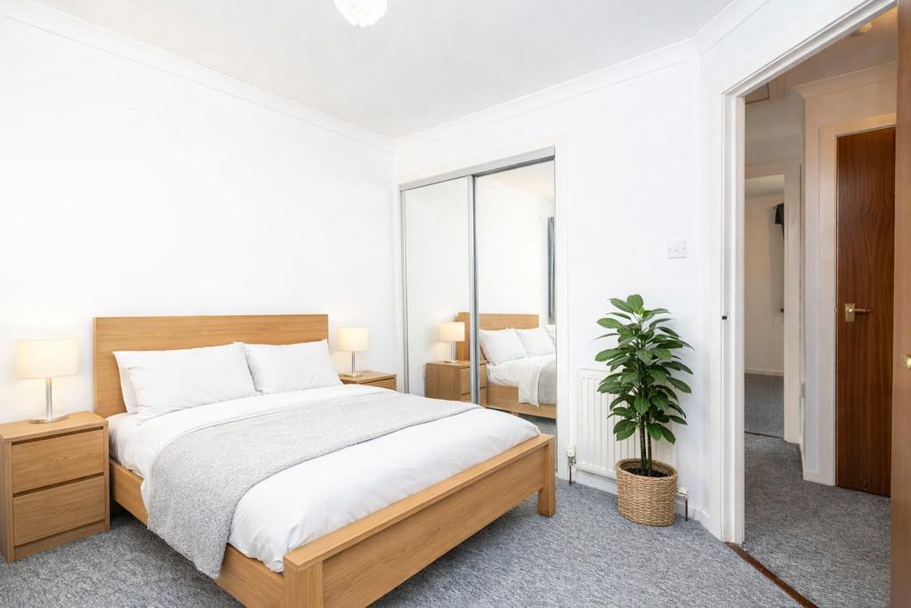 South Loch Park Bedroom1.2
