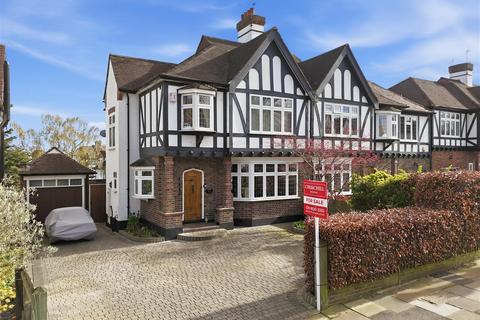 undefined, Princes Avenue, Woodford Green