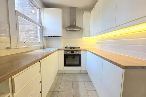 2 bedroom flat to rent, Springfield Road, Harrow
