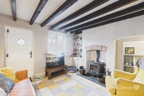 3 bedroom end of terrace house for sale, Main Street, Tatenhill
