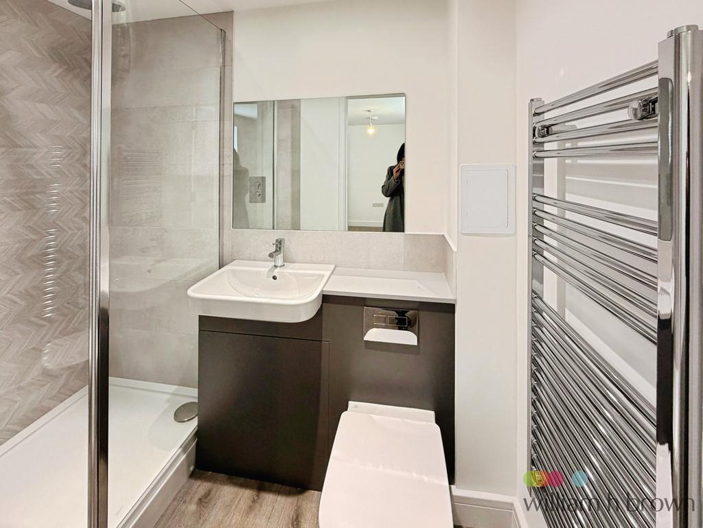 En-suite Bathroom
