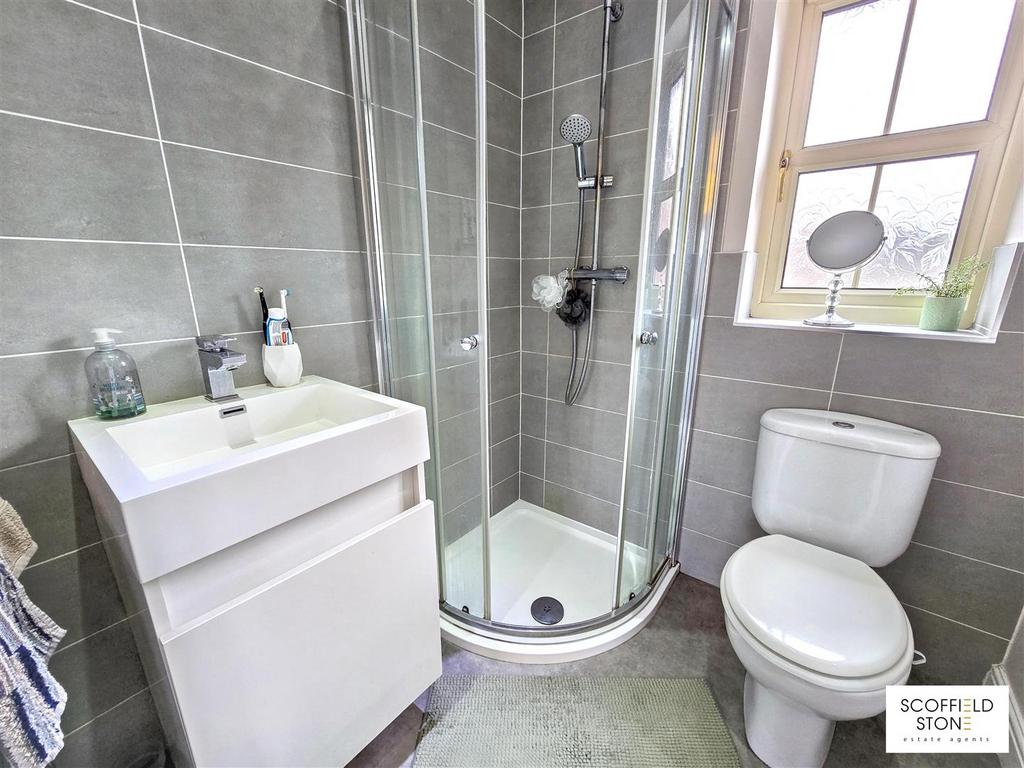 En suite shower room