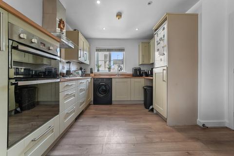 4 bedroom detached house for sale, Saw Mill Road, Colchester