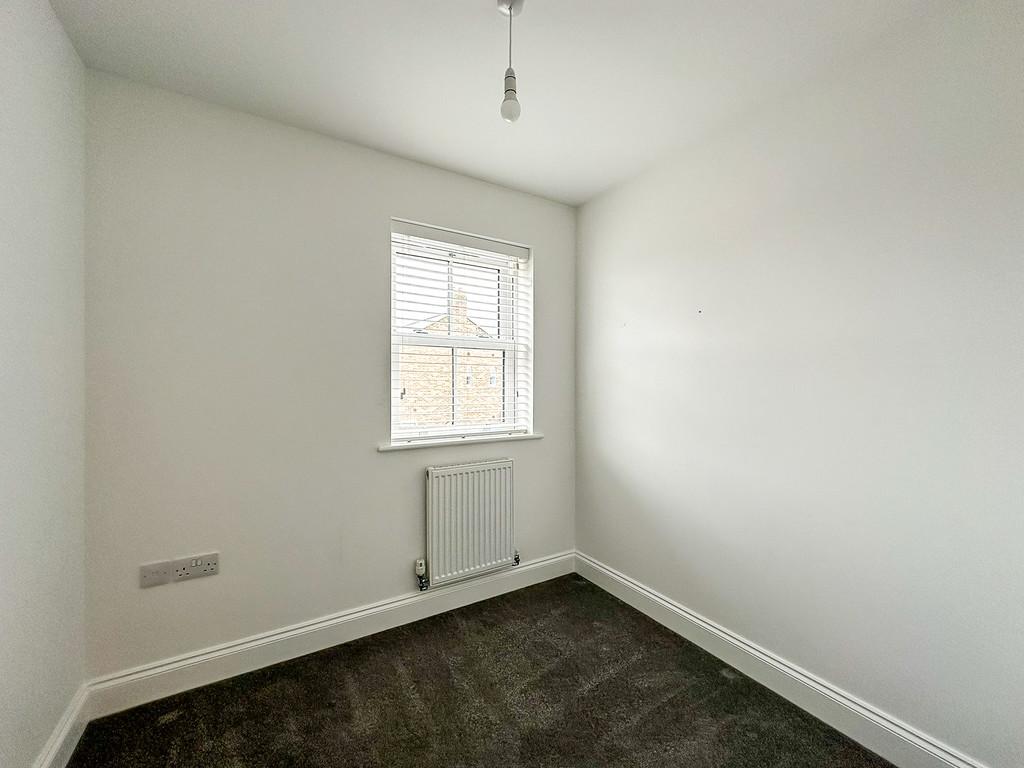 Bedroom 3 (2)