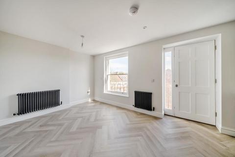 1 bedroom apartment to rent, Richmond Road,  Twickenham,  TW1