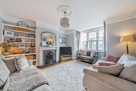 4 bedroom semi-detached house for sale, Wodeland Avenue, Surrey GU2