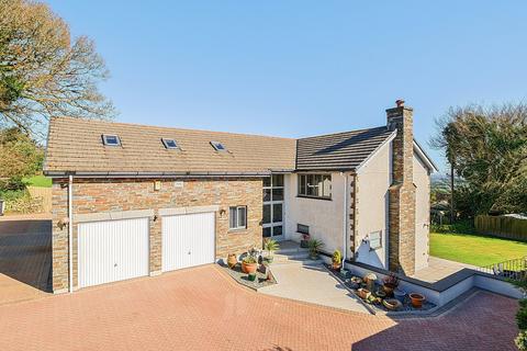 4 bedroom detached house for sale, Callington PL17