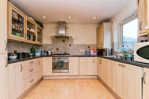 2 bedroom property to rent, Market Street, Exeter, EX1