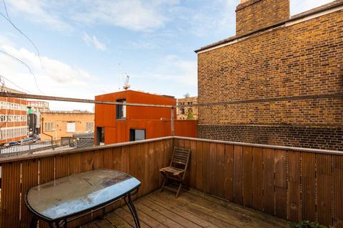 undefined, Hackney Road, London Fields, London, E2