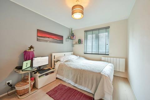 undefined, Shelley Way, Colliers Wood, London, SW19