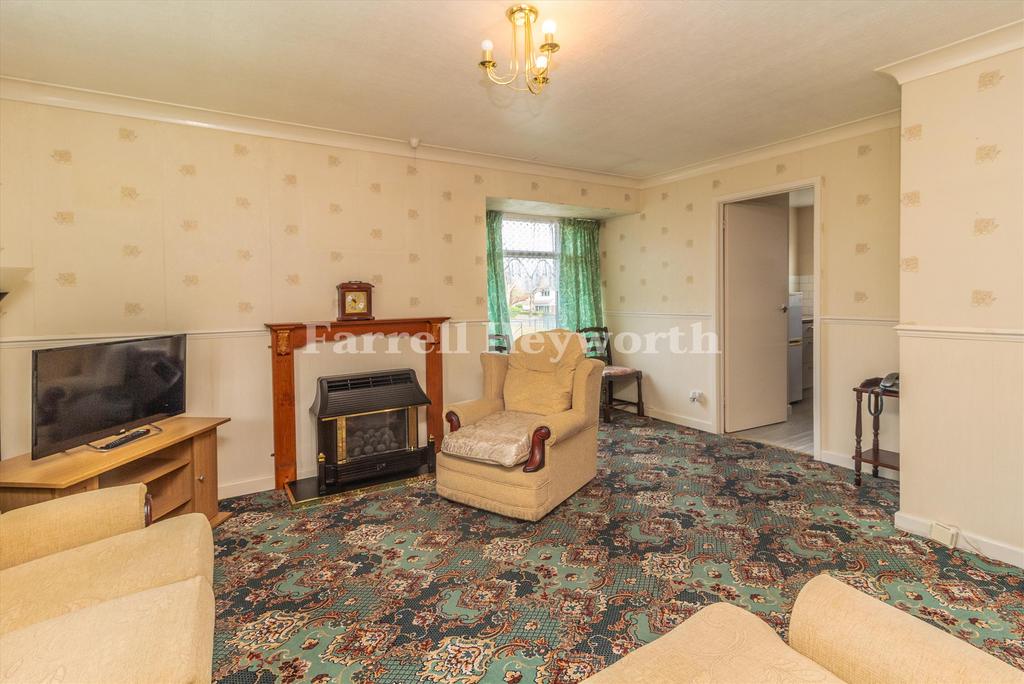 Lounge image 3