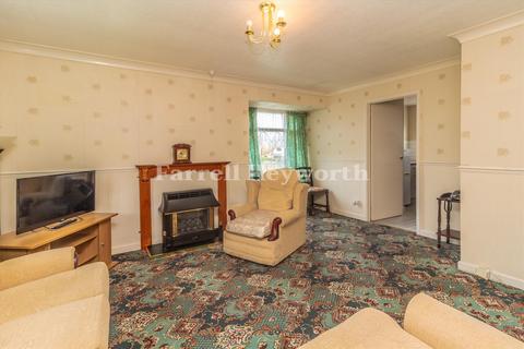2 bedroom flat for sale, Lancambe Court, Lancaster LA1