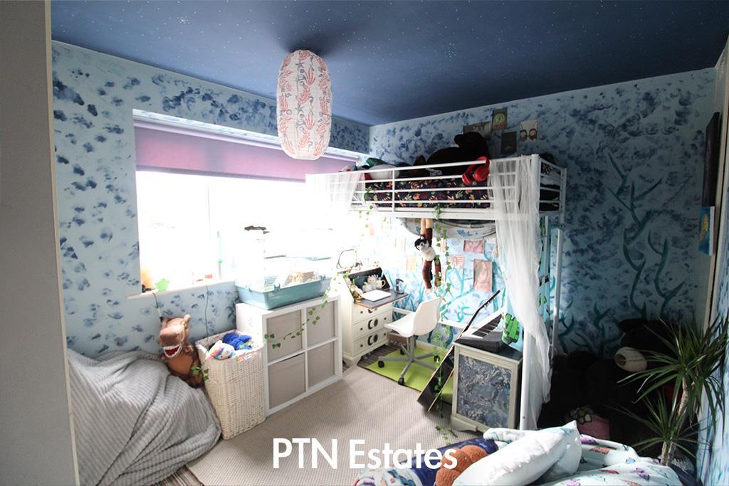 Bed 2 .jpg