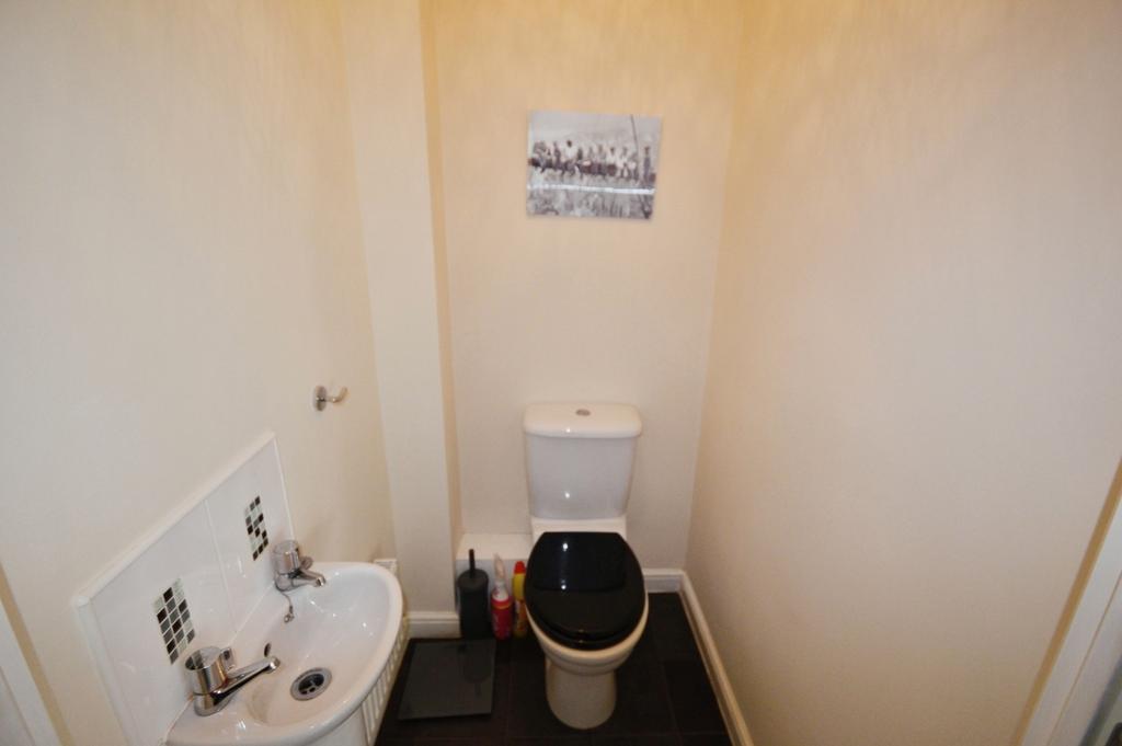Cloakroom/W.C