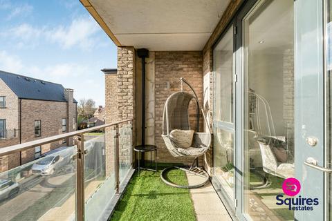 1 bedroom flat for sale, Henry Darlot Drive, Garrison Heights, NW7