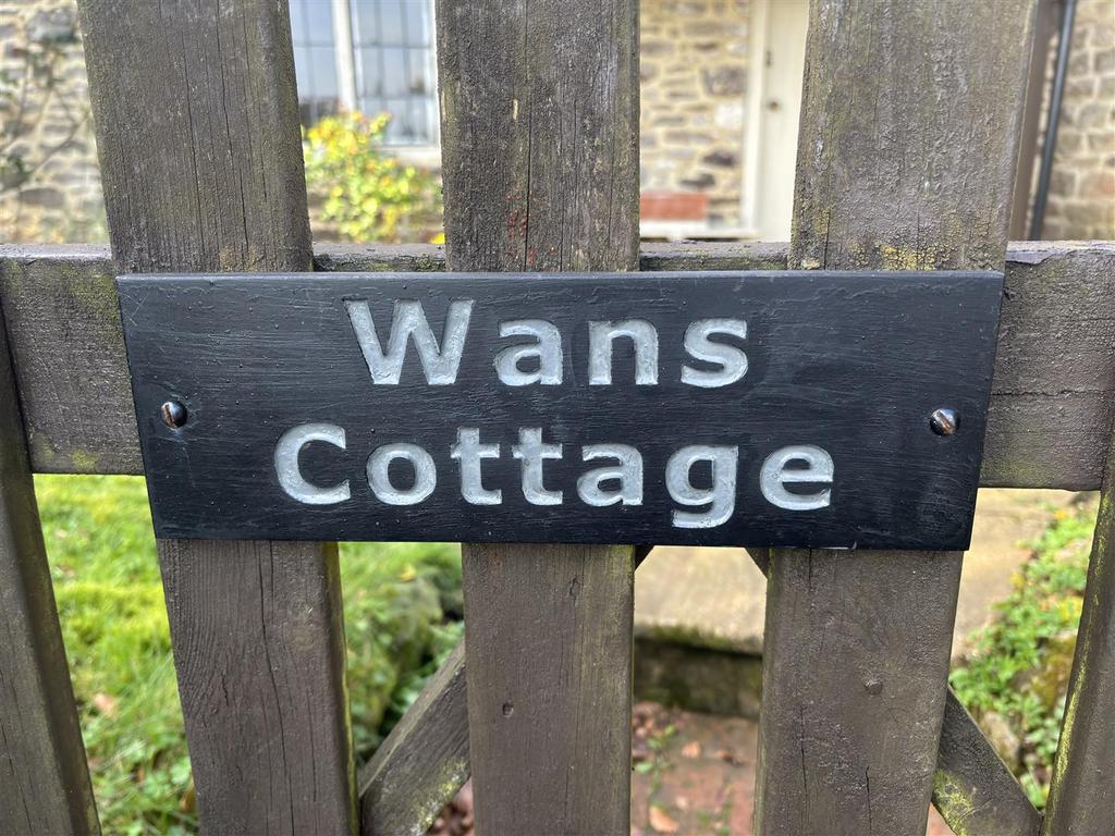 Wans Cottage - Sign.jpeg