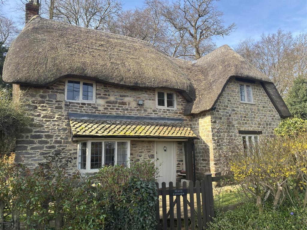 Wans Cottage Front 2.jpeg