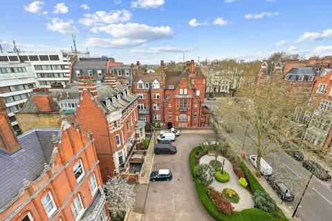 1 bedroom flat for sale, Saxon Hall, Palace Court, London