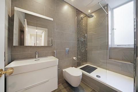 3 bedroom flat to rent, North Gate, St John's Wood, London