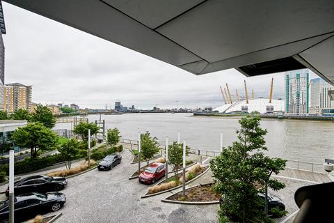 1 bedroom flat to rent, New Providence Wharf, 1 Fairmont Avenue
