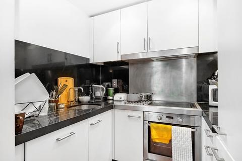 1 bedroom flat to rent, New Providence Wharf, 1 Fairmont Avenue