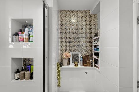 undefined, Ormonde Court, 364 Upper Richmond Road, London
