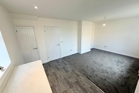 3 bedroom semi-detached house to rent, Belvedere Road, Stockton-on-tees TS17