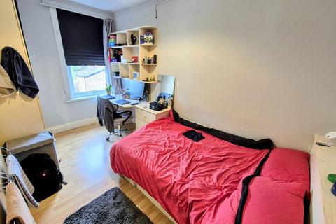 undefined, Richmond Avenue, Leeds
