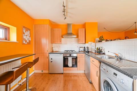 1 bedroom flat for sale, London E3
