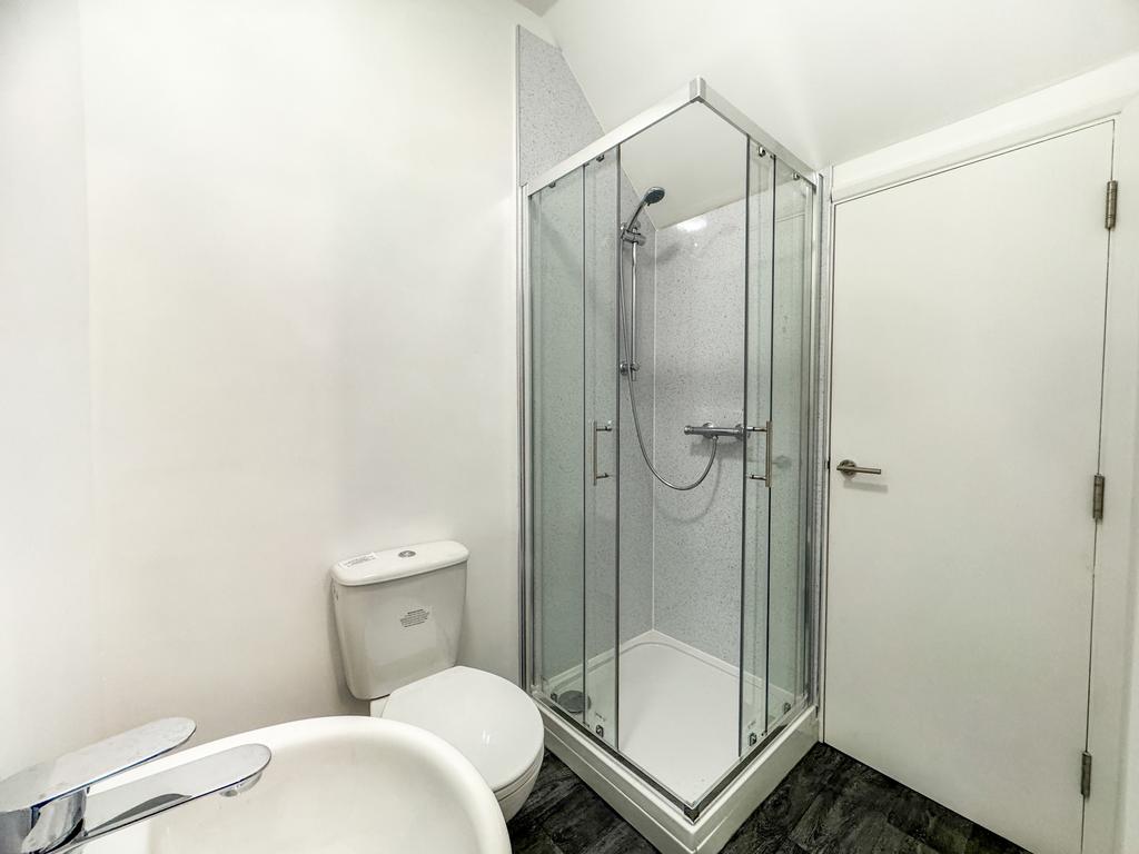 Shower/WC