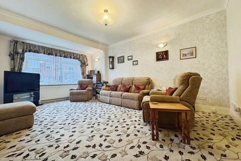 3 bedroom semi-detached house for sale, Tarset Road, Whitley Bay NE25