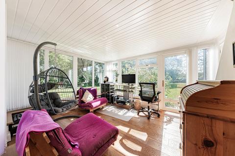 3 bedroom detached house for sale, Stonar Gardens, Sandwich