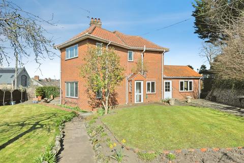 3 bedroom semi-detached house for sale, Park Lane, Norwich