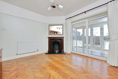 3 bedroom semi-detached house for sale, Park Lane, Norwich