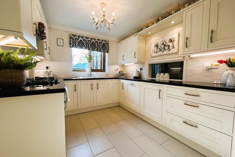 3 bedroom detached house for sale, Hill Park, Walsall Wood, WS9 9RD