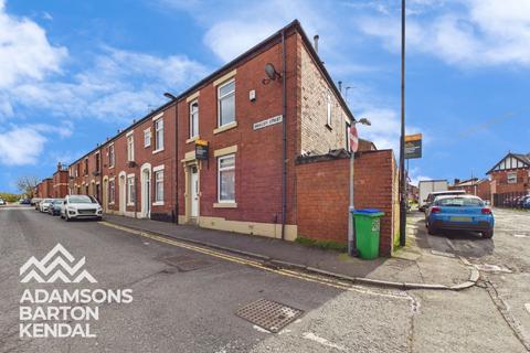 4 bedroom end of terrace house for sale, Smalley Street, Castleton, OL11